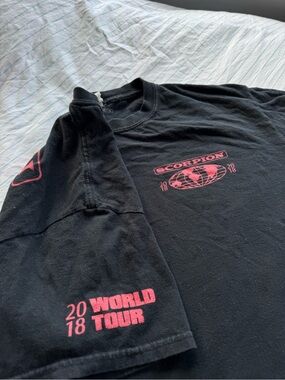 Drake Scorpion World Tour 2018 Graphic/Concert Tee - Black & Pink